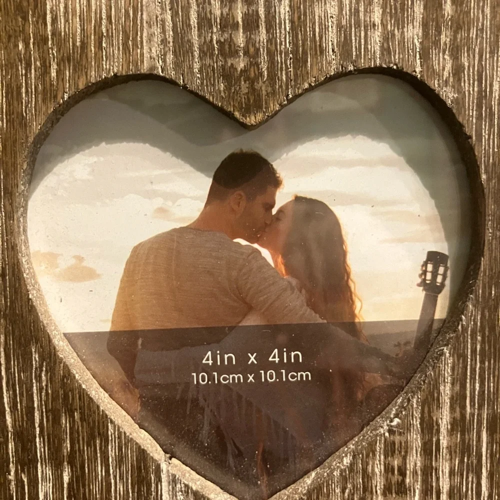 Heart-Shaped Rustic Brown Photo Frame - Picture 3 of 5